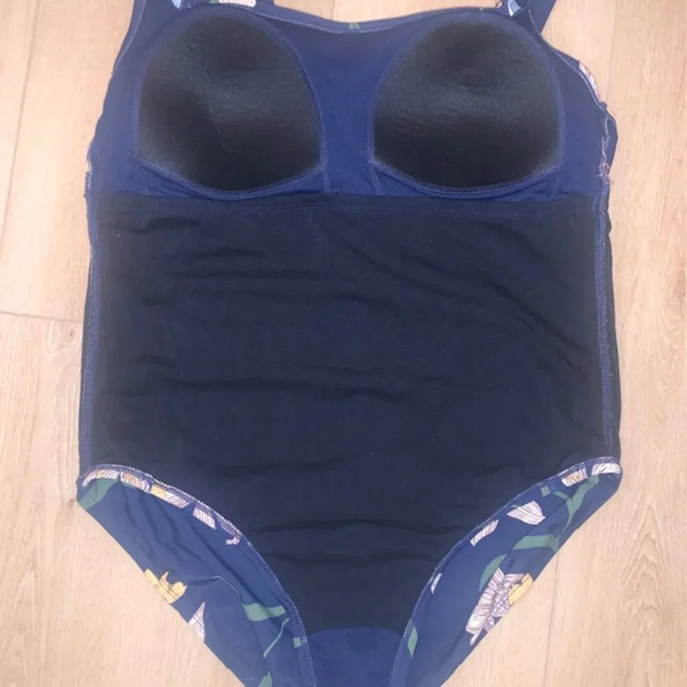 Shade & Shore Navy Floral One-Piece tummy control Swimsuit – Size 16 (Plus Size)